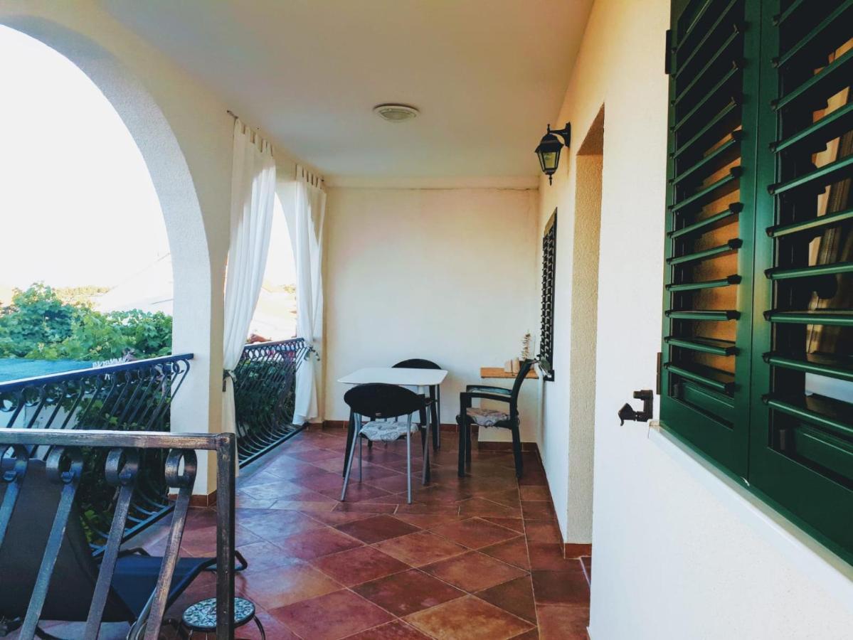 Apartments Starshine & Lighthouse روغوزنيكا المظهر الخارجي الصورة